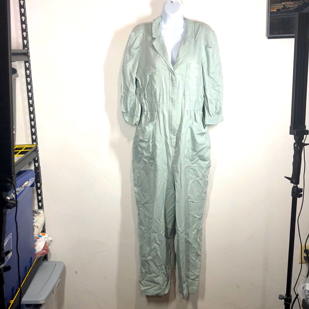 Universal Thread green jumpsuit size 12